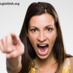 Chị dâu hỗn láo chửi đánh bố chồng, chi dau hon lao chui danh bo chong