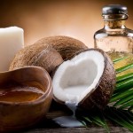 Hướng dẫn trị nứt nẻ môi bằng dầu dừa