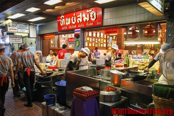 5 quán ăn ngon khi tới Bangkok, Thái Lan 2024